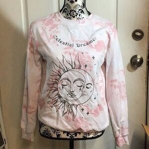 Small sweater tie dye